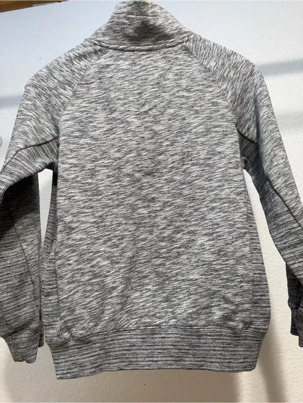 Mossimo Supply Co. Gray Tiger Graphic Pullover